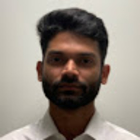 Poshmark profile picture for @nadimkhan